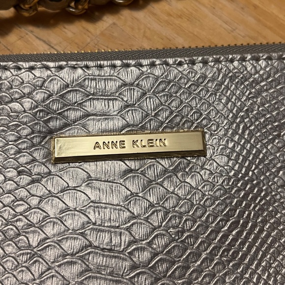 Anne Klein Silver Snakeskin Wristlet Chained - Picture 3 of 8